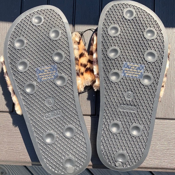 Charles Albert Faux Fur Slide Leopard Size 8 - Picture 6 of 7
